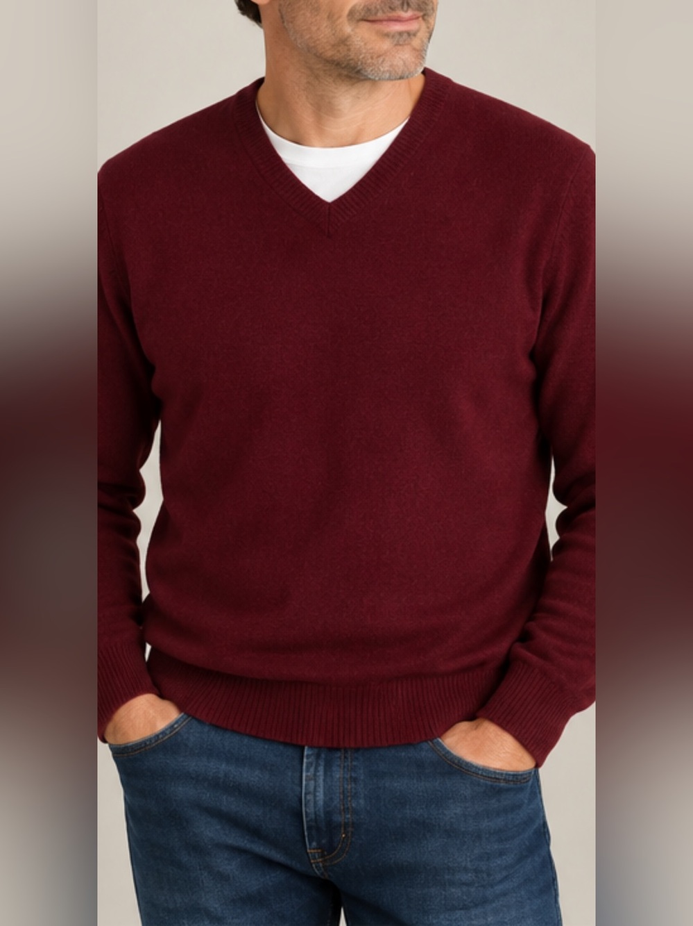 Eddie Bauer Men’s M Burgundy Lambswool Blend V-Neck Sweater Made in UK